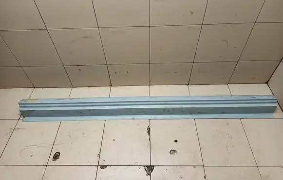 Hyundai Getz Front sill (body part) 