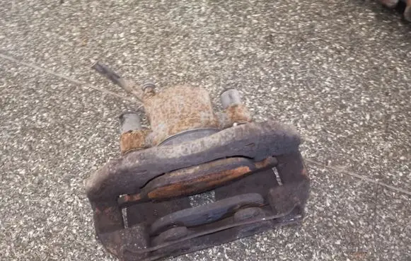 Volvo V50 Front brake caliper