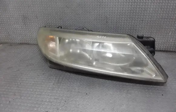 Renault Laguna II Headlight/headlamp 8200002847