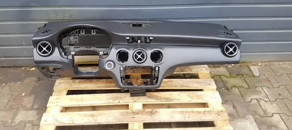 Mercedes-Benz A W176 Dashboard 