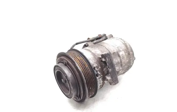 Chevrolet Orlando Air conditioning (A/C) compressor (pump) 557805030