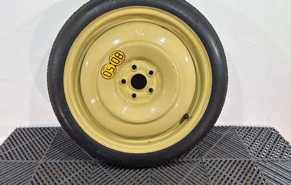 Lexus CT 200H R17 spare wheel 