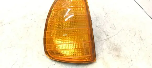 Mercedes-Benz W123 Front indicator light 11601631