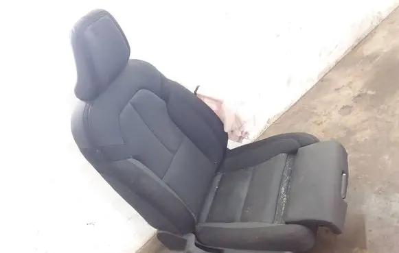 Front passenger seat