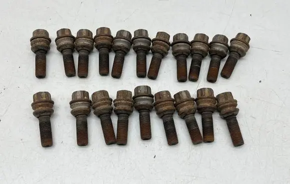 Volkswagen Transporter - Caravelle T5 Nuts/bolts 
