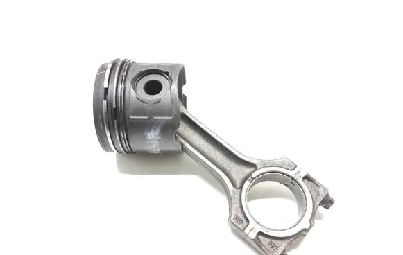BMW 5 E39 Piston with connecting rod