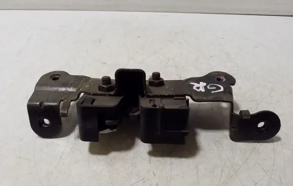 Volvo S60 Seat back rest lock catch 4440204