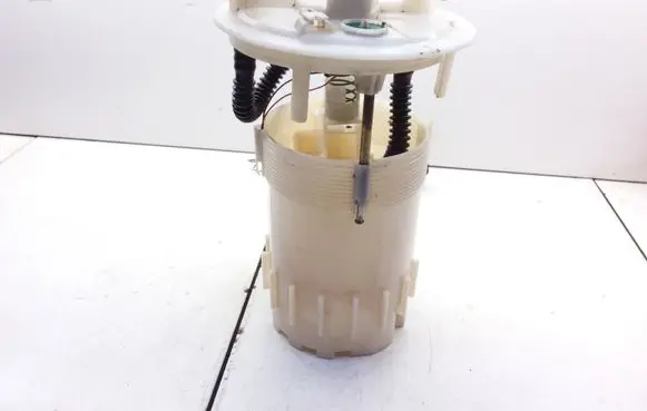 Renault Scenic II - Grand scenic II In-tank fuel pump 8200288808A