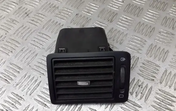 Peugeot 307 Dashboard side air vent grill/cover trim 9634498977