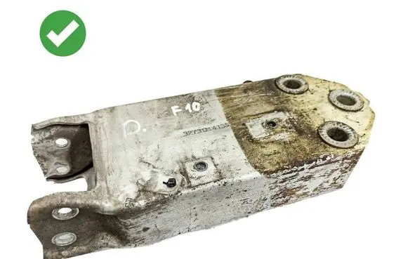 BMW 5 F10 F11 Radiator mount bracket 3273CH4135 7158874 7158894