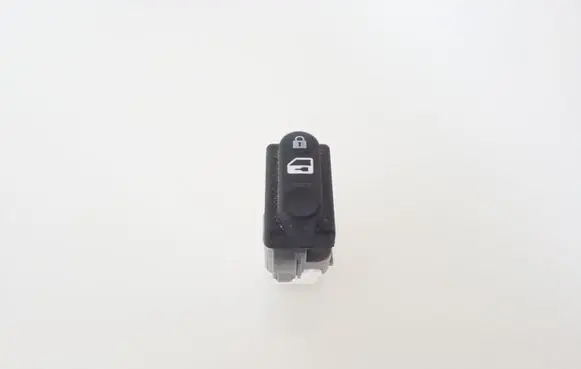 Nissan Qashqai Central locking switch button 21000A