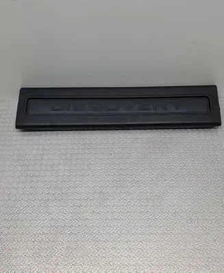 Land Rover Discovery 5 Front sill trim cover HY3213200 156137021 186205231
