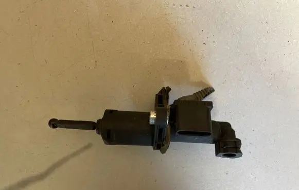 Skoda Rapid (NH) Clutch slave cylinder 1K0927810E 6R0721388A