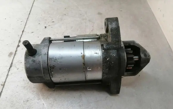 Toyota Avensis T270 Starter motor 281000R010 MS4280004920 06J26