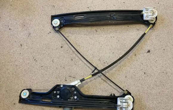 BMW X6 E71 Front door window regulator with motor 7267664 7267692