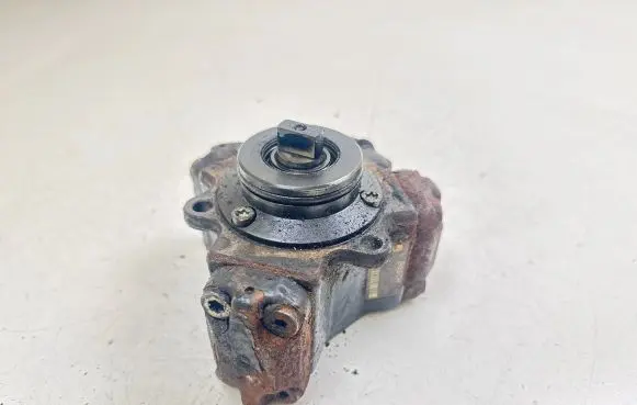 Fiat Doblo Fuel injection high pressure pump 0445010080 46779630 734521