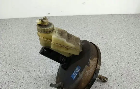 Volkswagen Transporter - Caravelle T4 Brake booster