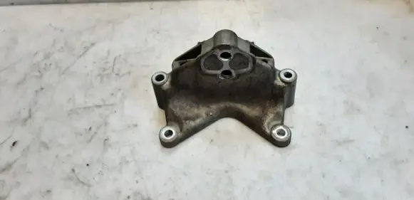 Audi Q7 4L Engine mounting bracket 7L6399649