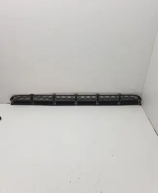 Toyota RAV 4 (XA20) Front bumper lower grill 5311242020