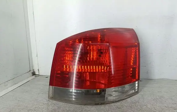 Opel Signum Rear/tail lights 13159862AZ