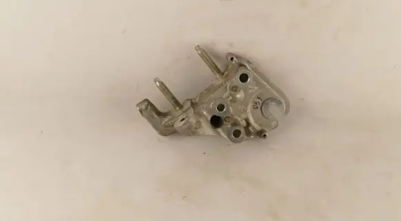 Ford Kuga II Engine mounting bracket DS7Q6030AF