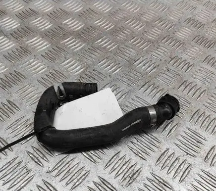 Volvo XC90 Engine coolant pipe/hose 31368412