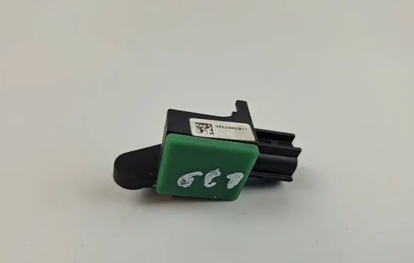 Maserati GranCabrio M145 Airbag deployment crash/impact sensor 220245101