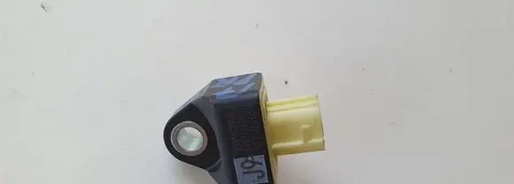 Toyota Prius (XW50) Airbag deployment crash/impact sensor