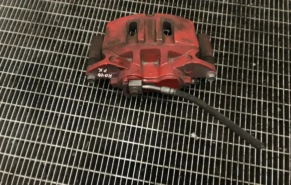 Ford Mustang VI Front brake caliper FR3C2011FF