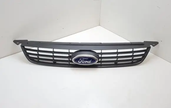Ford Focus Front bumper upper radiator grill 8M518200BE 8M518200AE