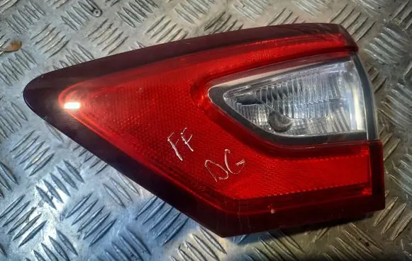 Ford Fusion II Tailgate rear/tail lights DS7313A602AE