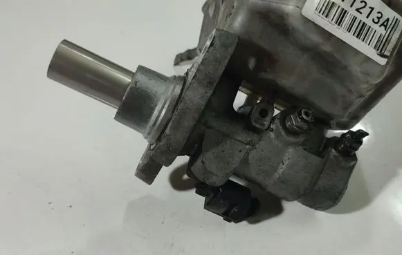 Volkswagen PASSAT B6 Master brake cylinder 