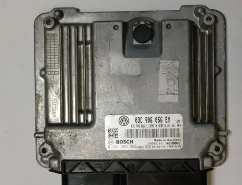 Volkswagen Golf V Engine control unit/module 03C906056EM 0261S02565 MED9510