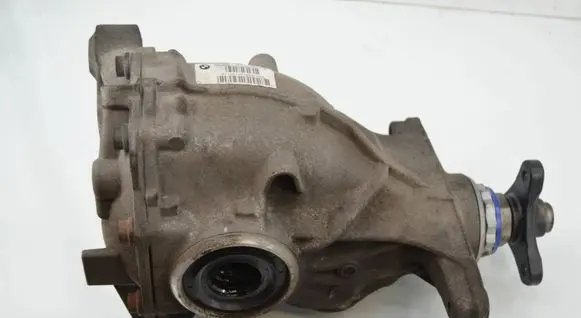 BMW 5 G30 G31 G38 Rear differential 8624221 33108624221 33108686203