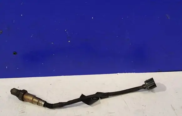 Mercedes-Benz C W204 Lambda probe sensor 0045420718
