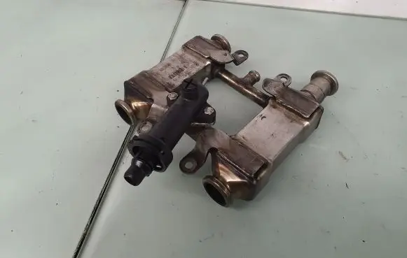 EGR valve cooler