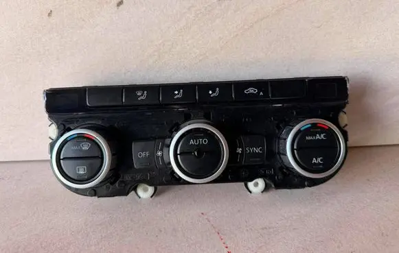 Volkswagen PASSAT B7 Climate control unit 3AA907044BA