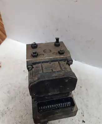Volkswagen PASSAT B5 ABS Pump 8E0614111AD 0265216562