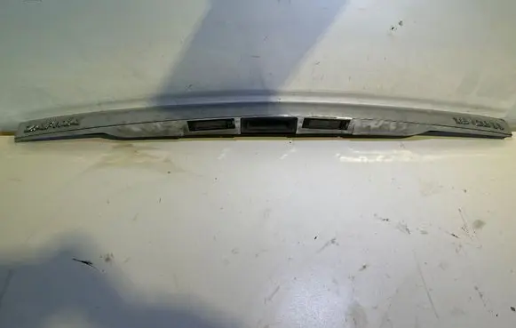 Opel Zafira B Trunk door license plate light bar 13137862 049630 316053479