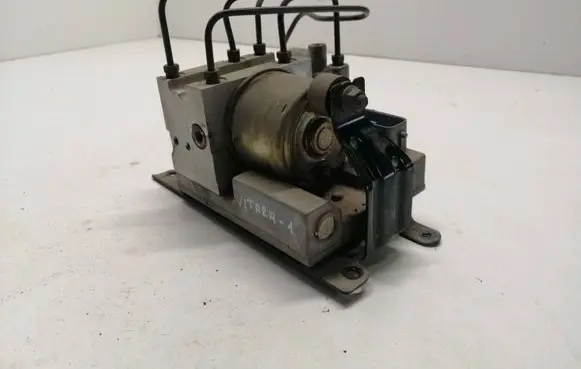 Suzuki Grand Vitara I ABS Pump 6183886