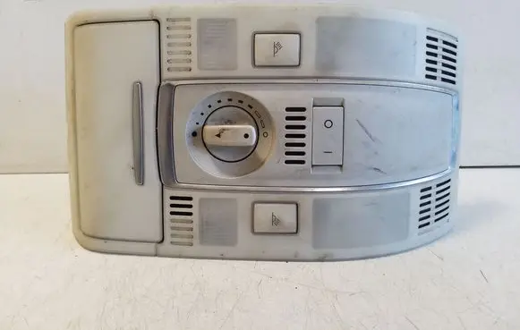 Audi A6 S6 C6 4F Front seat light 4F0947135BG
