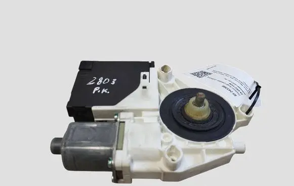 Volkswagen Golf V Front door window regulator motor 1K0959793N 974627107