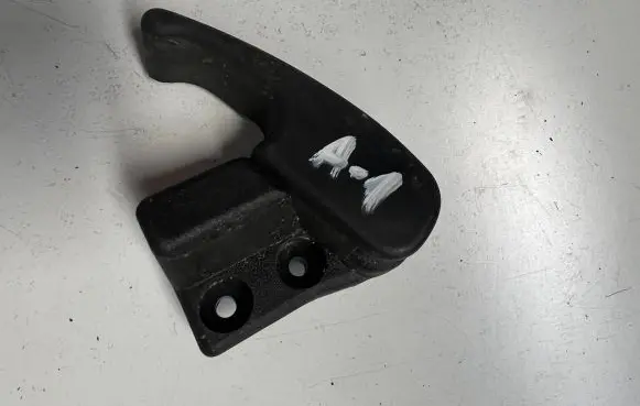 Audi A3 S3 8P Engine bonnet (hood) release handle 1H1823533