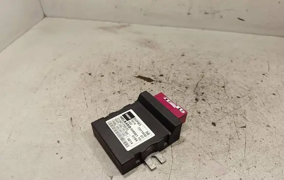 BMW X5 F15 Fuel injection pump control unit/module 7371832