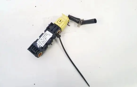 Nissan Micra Airbag deployment crash/impact sensor 98330ay00a 0285003019