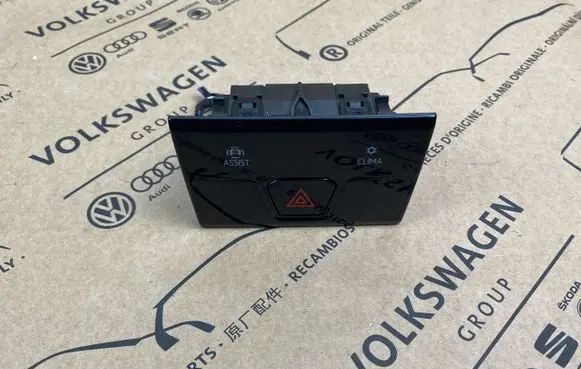 Volkswagen Caddy Hazard light switch 5H0925200Q
