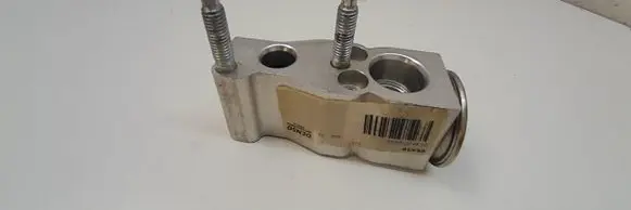 Air conditioning (A/C) expansion valve