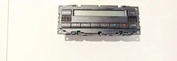 Volkswagen PASSAT B5 Climate control unit 3b1907044h 2400022303