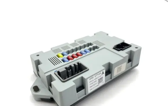 Jaguar XE Fuse module CPLA14Q073AA