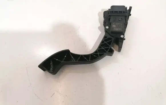 Volvo V50 Accelerator throttle pedal 4M519F836AJ 6PV00864162